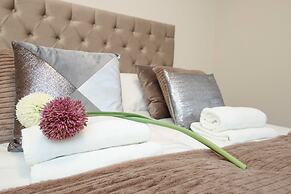 The Haneviim Boutique - Isrentals