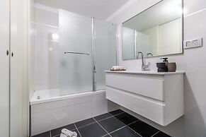 The Haneviim Boutique - Isrentals