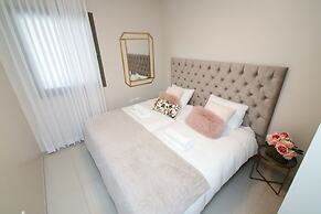 The Haneviim Boutique - Isrentals