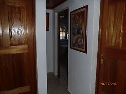 C-Mew Guesthouse
