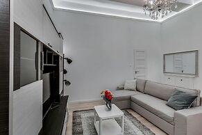 Pelicanstay at 5th District