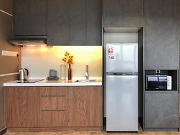 Expressionz Professional Suites by Luxurious Lifestyle Living