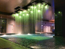 Expressionz Professional Suites by Luxurious Lifestyle Living