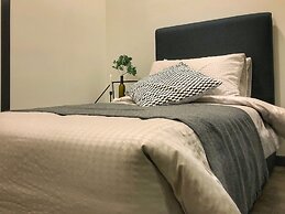 Expressionz Professional Suites by Luxurious Lifestyle Living