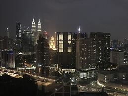 Expressionz Professional Suites by Kelvin