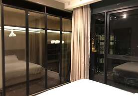 Expressionz Professional Suites by Kelvin