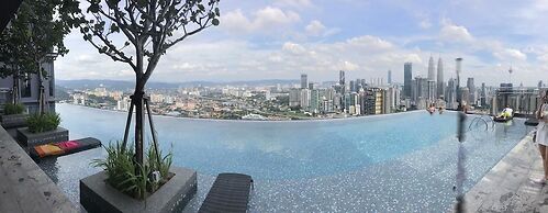 Expressionz Professional Suites by Kelvin