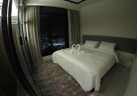 Expressionz Professional Suites by Kelvin