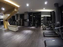 Expressionz Professional Suites by Kelvin