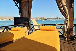 Xperience Golden Sandy Beach