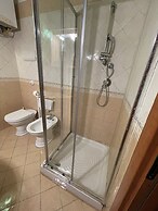 Hola Cathedral House