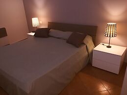 Hola Cathedral House