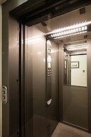 Hola Cathedral House