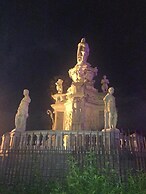 Hola Cathedral House