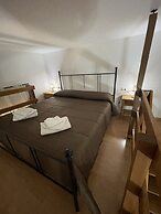 Hola Cathedral House