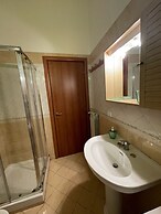 Hola Cathedral House