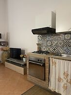 Hola Cathedral House