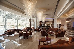 Xperience Kiroseiz Parkland Resort