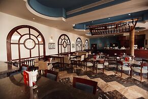 Xperience Kiroseiz Parkland Resort