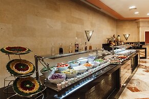 Xperience Kiroseiz Parkland Resort