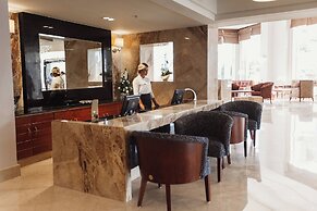 Xperience Kiroseiz Parkland Resort