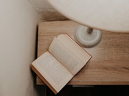 The Veranda of Gavrion - Premium Cycladic House