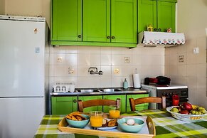 The Veranda of Gavrion - Premium Cycladic House