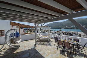 The Veranda of Gavrion - Premium Cycladic House