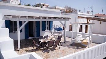 The Veranda of Gavrion - Premium Cycladic House