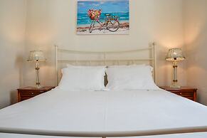 The Veranda of Gavrion - Premium Cycladic House