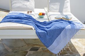 The Veranda of Gavrion - Premium Cycladic House