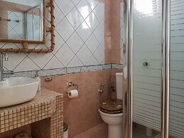 The Veranda of Gavrion - Premium Cycladic House