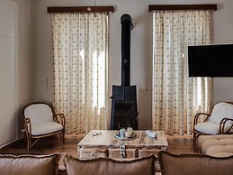 The Veranda of Gavrion - Premium Cycladic House