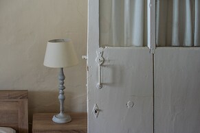 The Veranda of Gavrion - Premium Cycladic House