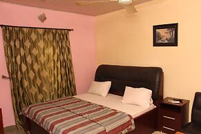 Daniel Suites