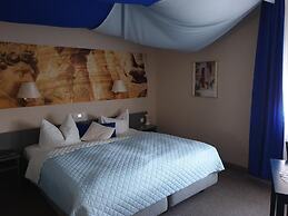 Hotel zur Fichtenbreite Garni