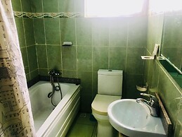 Duoban Hotel & Suite