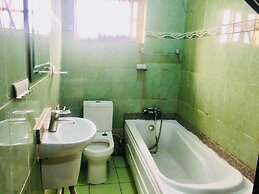 Duoban Hotel & Suite