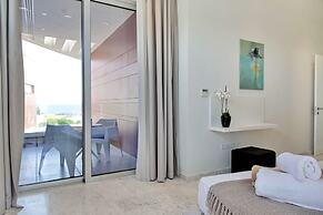 Pearl Beachfront Villa