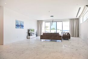 Pearl Beachfront Villa