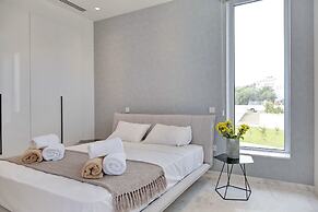 Pearl Beachfront Villa