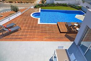 Pearl Beachfront Villa