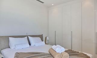 Pearl Beachfront Villa