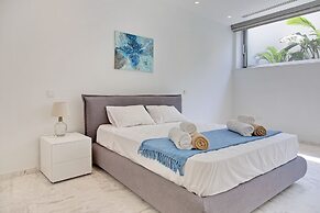 Pearl Beachfront Villa