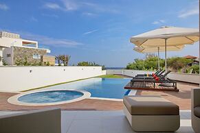 Pearl Beachfront Villa