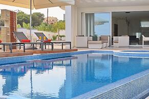 Pearl Beachfront Villa