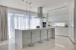 Pearl Beachfront Villa