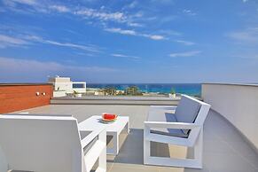 Pearl Beachfront Villa