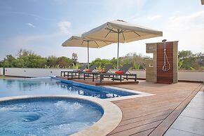 Pearl Beachfront Villa