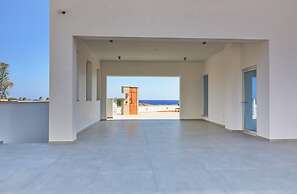 Pearl Beachfront Villa